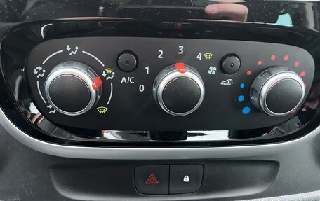 Renault Trafic, 2020 год, 3 580 000 рублей, 17 фотография