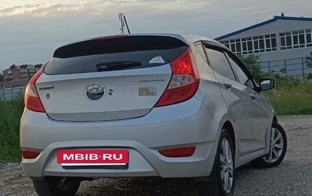 Hyundai Solaris II рестайлинг, 2012 год, 850 000 рублей, 5 фотография