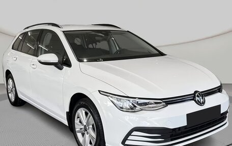 Volkswagen Golf VIII, 2022 год, 2 255 000 рублей, 1 фотография