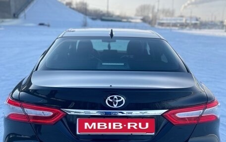Toyota Camry, 2021 год, 3 400 000 рублей, 1 фотография