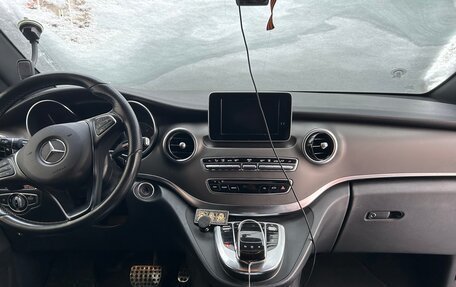 Mercedes-Benz V-Класс, 2016 год, 3 290 000 рублей, 1 фотография