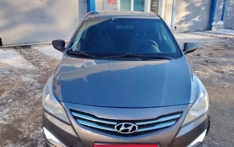 Hyundai Solaris II рестайлинг, 2014 год, 855 000 рублей, 1 фотография