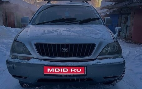 Toyota Harrier, 1998 год, 500 000 рублей, 1 фотография