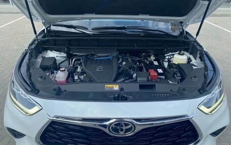 Toyota Highlander, 2025 год, 6 700 000 рублей, 9 фотография