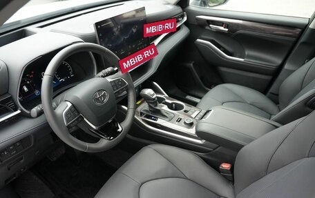 Toyota Highlander, 2025 год, 6 700 000 рублей, 11 фотография