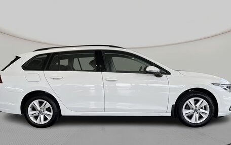 Volkswagen Golf VIII, 2022 год, 2 255 000 рублей, 3 фотография