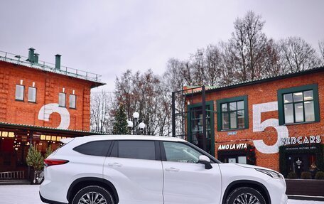 Toyota Highlander, 2025 год, 5 680 000 рублей, 6 фотография