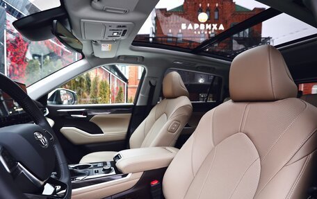 Toyota Highlander, 2025 год, 5 680 000 рублей, 2 фотография