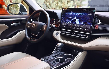 Toyota Highlander, 2025 год, 5 680 000 рублей, 35 фотография