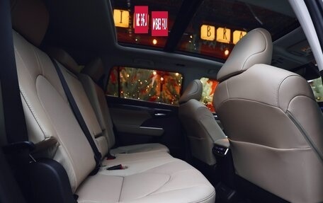 Toyota Highlander, 2025 год, 5 680 000 рублей, 33 фотография