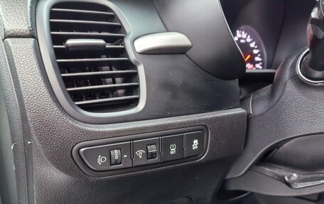 KIA Rio IV, 2018 год, 1 050 000 рублей, 10 фотография