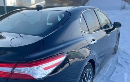 Toyota Camry, 2021 год, 3 400 000 рублей, 5 фотография