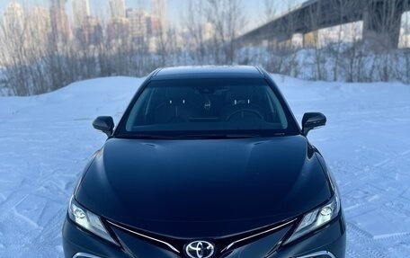 Toyota Camry, 2021 год, 3 400 000 рублей, 2 фотография