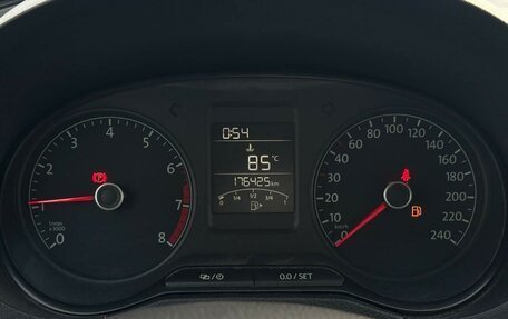 Volkswagen Polo VI (EU Market), 2016 год, 900 000 рублей, 11 фотография