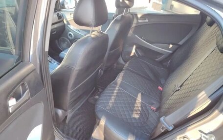 Hyundai Solaris II рестайлинг, 2014 год, 855 000 рублей, 10 фотография