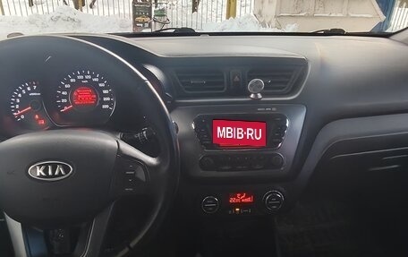 KIA Rio III рестайлинг, 2012 год, 700 000 рублей, 9 фотография