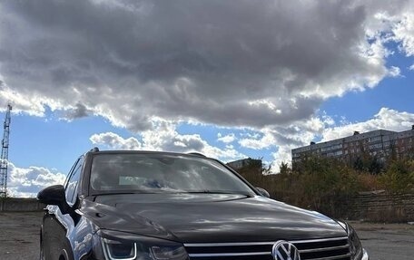 Volkswagen Touareg III, 2015 год, 4 000 000 рублей, 2 фотография