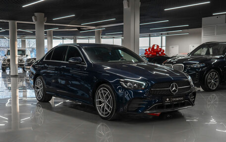 Mercedes-Benz E-Класс, 2020 год, 4 640 000 рублей, 2 фотография