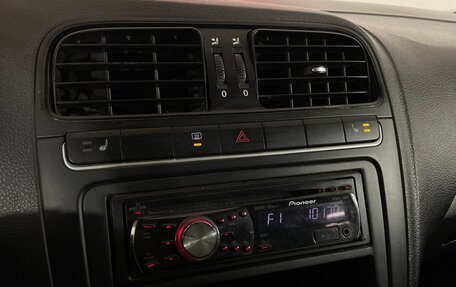 Volkswagen Polo VI (EU Market), 2011 год, 535 000 рублей, 14 фотография