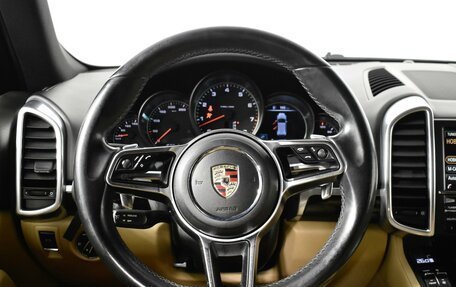 Porsche Cayenne III, 2015 год, 3 224 900 рублей, 12 фотография