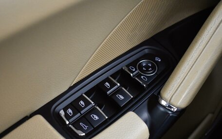 Porsche Cayenne III, 2015 год, 3 224 900 рублей, 24 фотография