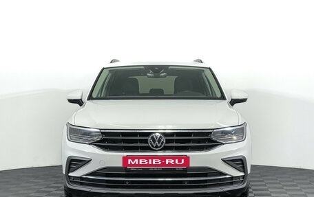 Volkswagen Tiguan II, 2021 год, 3 447 000 рублей, 2 фотография