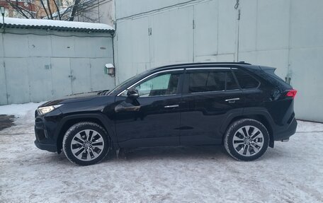 Toyota RAV4, 2019 год, 3 000 000 рублей, 5 фотография