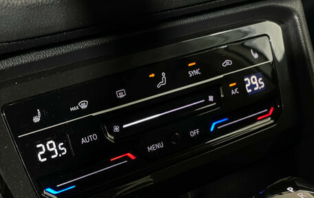 Volkswagen Tiguan II, 2021 год, 3 447 000 рублей, 16 фотография