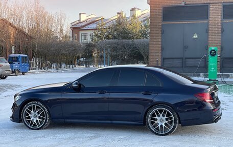 Mercedes-Benz E-Класс, 2019 год, 2 950 000 рублей, 7 фотография