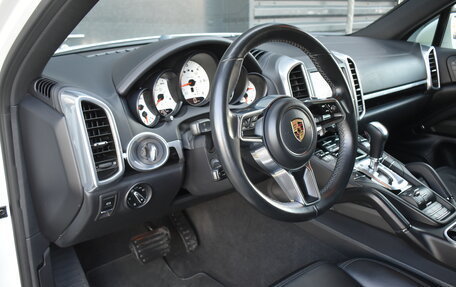 Porsche Cayenne III, 2015 год, 5 200 000 рублей, 10 фотография