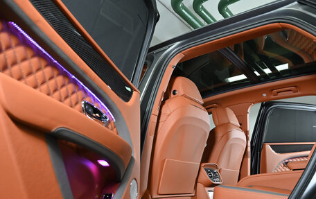 Bentley Bentayga I, 2021 год, 46 000 000 рублей, 15 фотография