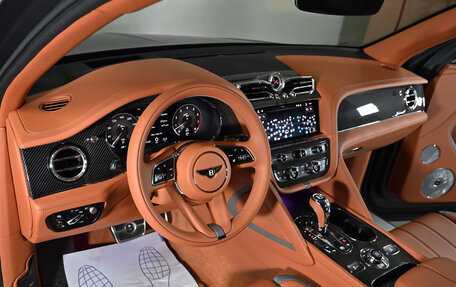 Bentley Bentayga I, 2021 год, 46 000 000 рублей, 25 фотография