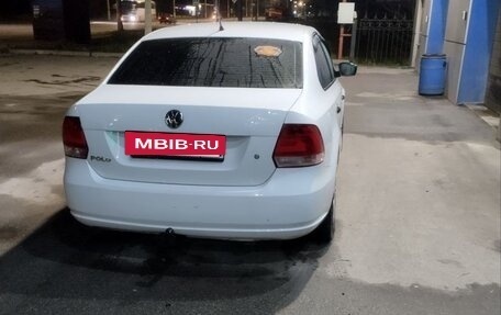 Volkswagen Polo VI (EU Market), 2013 год, 600 000 рублей, 2 фотография
