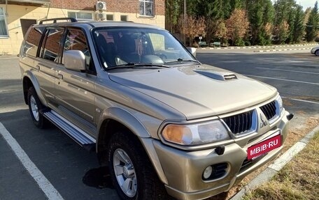 Mitsubishi Pajero Sport II рестайлинг, 2005 год, 1 400 000 рублей, 10 фотография