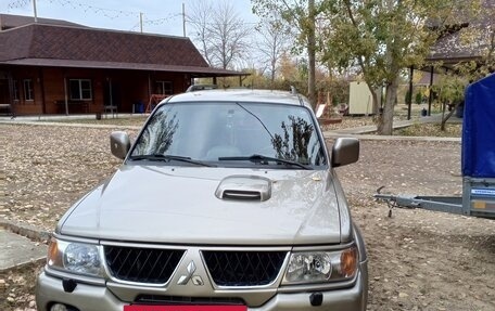 Mitsubishi Pajero Sport II рестайлинг, 2005 год, 1 400 000 рублей, 2 фотография