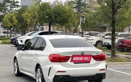 BMW 1 серия, 2022 год, 1 950 000 рублей, 4 фотография