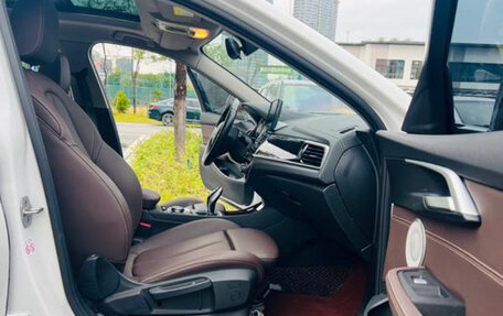 BMW 1 серия, 2022 год, 1 950 000 рублей, 12 фотография