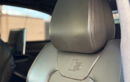 Audi A8, 2019 год, 4 999 999 рублей, 21 фотография