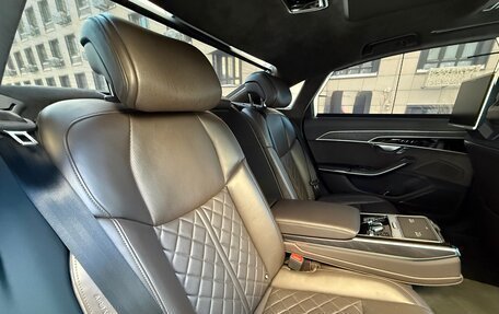 Audi A8, 2019 год, 4 999 999 рублей, 17 фотография