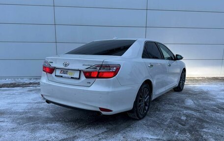 Toyota Camry, 2017 год, 2 290 000 рублей, 4 фотография