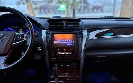 Toyota Camry, 2017 год, 2 290 000 рублей, 14 фотография