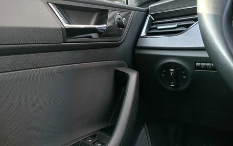 Skoda Rapid II, 2021 год, 1 749 800 рублей, 10 фотография