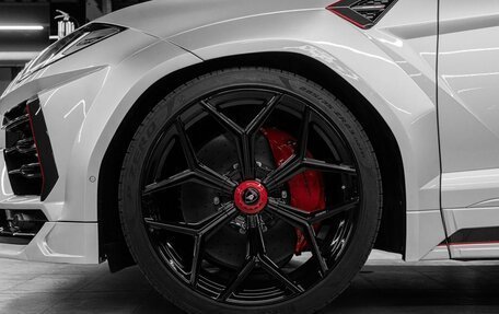 Lamborghini Urus I, 2021 год, 30 000 000 рублей, 5 фотография