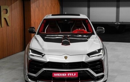 Lamborghini Urus I, 2021 год, 30 000 000 рублей, 9 фотография