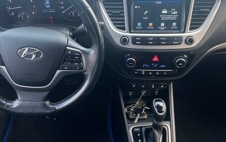 Hyundai Solaris II рестайлинг, 2019 год, 1 315 000 рублей, 10 фотография