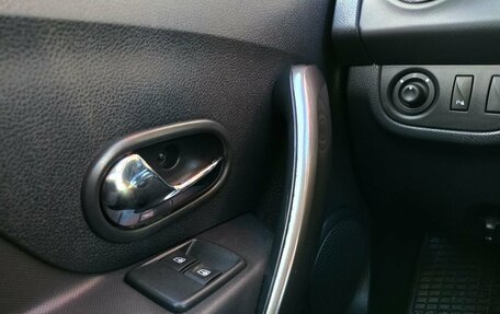 Renault Sandero II рестайлинг, 2015 год, 998 800 рублей, 9 фотография