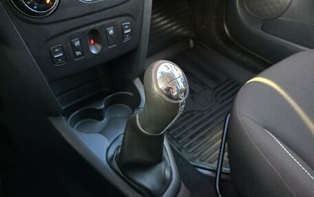 Renault Sandero II рестайлинг, 2015 год, 998 800 рублей, 8 фотография