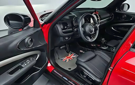 MINI Clubman, 2023 год, 5 210 000 рублей, 3 фотография