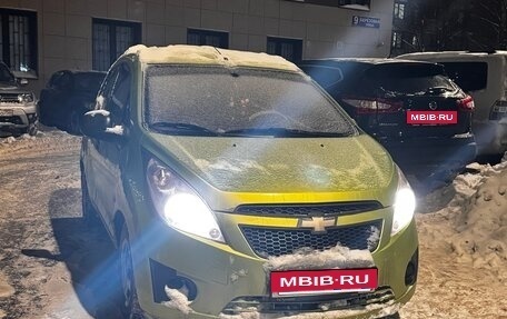 Chevrolet Spark III, 2013 год, 620 000 рублей, 3 фотография