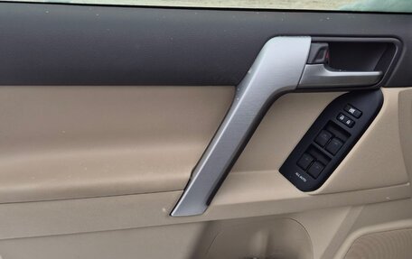 Toyota Land Cruiser Prado 150 рестайлинг 2, 2021 год, 6 100 000 рублей, 15 фотография